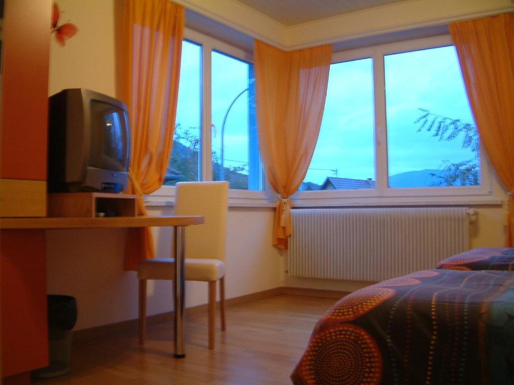 La Maison Bleue Bed and Breakfast Dieffenbach-au-Val Habitación foto
